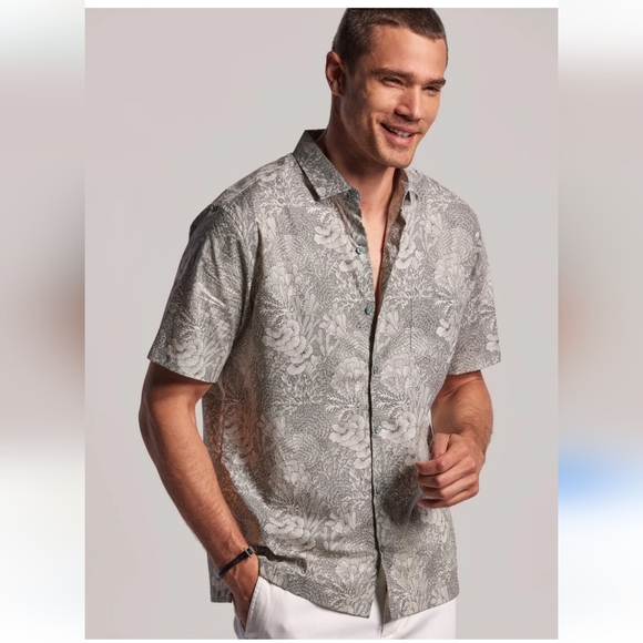 Tori Richard Other - TORI RICHARD Good Reef Cotton Lawn short sleeve shirt. Size XL